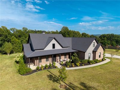 2758 N Adams Rd