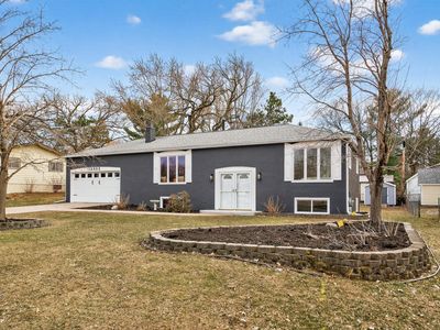 12832 Lincoln St NE