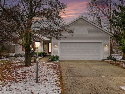 7297 Tillicum Trl NE