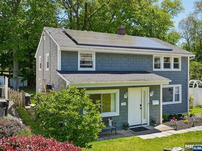 21 Howard Pl