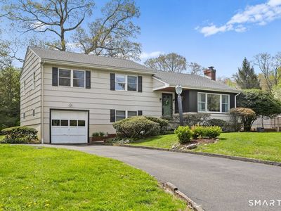 19 Ravenwood Road