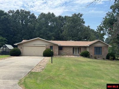 305 Sheffield Dr