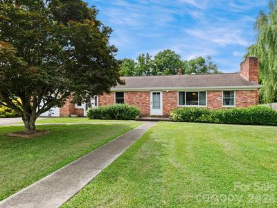 49 Hickory Tree Rd