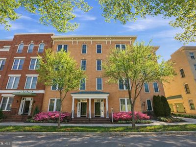 2307 Richmond Hwy Unit 102