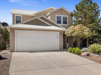 2011 Dillon Dr NE