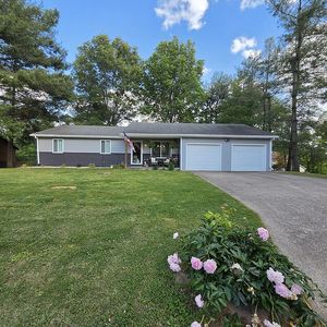 3869 Ridgelane Dr