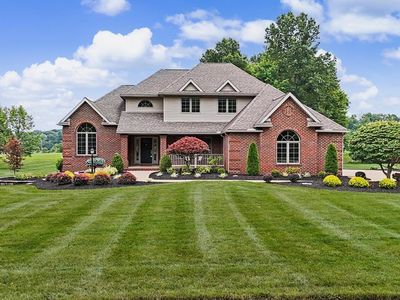 267 Camelot Ln