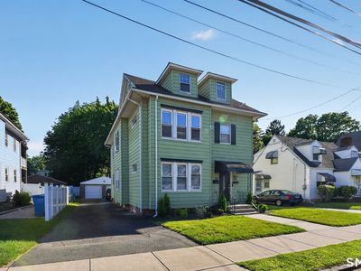 98 Gorham Avenue