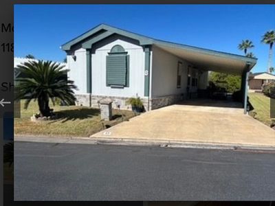 8 Laguna Ln