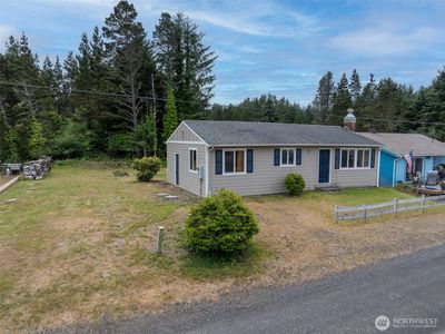 Property at 1412 170 Place, Long Beach, WA