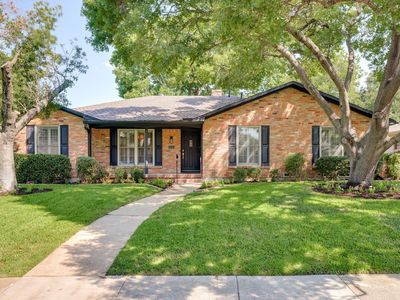 7441 Alto Caro Dr