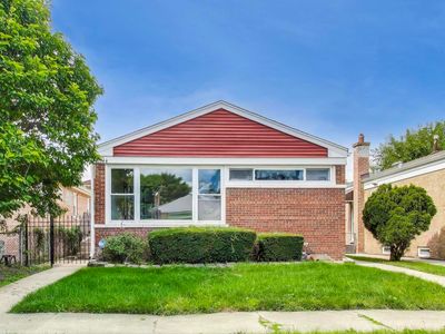 6544 N Albany Ave
