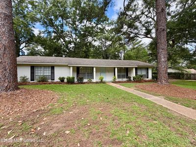 1602 Tanglewood Dr