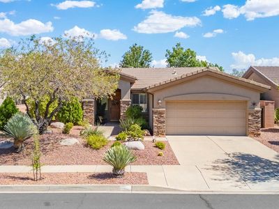 3480 E Hidden Springs Dr