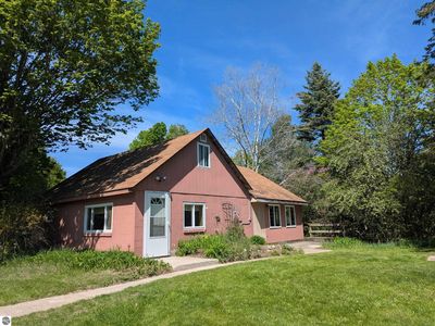 8828 Roberts Rd
