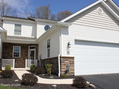 20 Dakota Dr