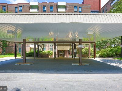 7 Slade Ave APT 321