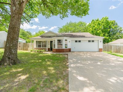 1541 N Timbercrest Ave