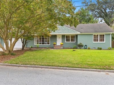 Property at 1610 Crescent Dr, Elizabeth City, NC