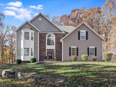 3 Whispering Woods Ln