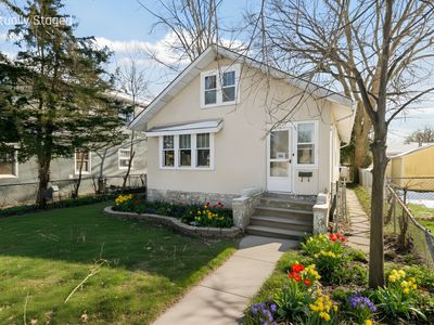 2817 Golden Valley Rd