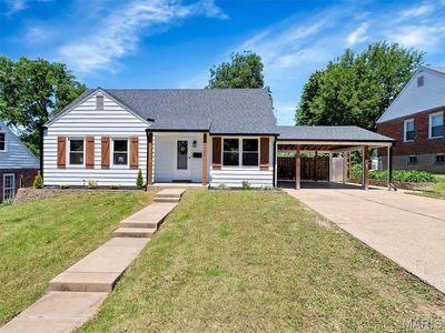7065 Foxcroft Dr