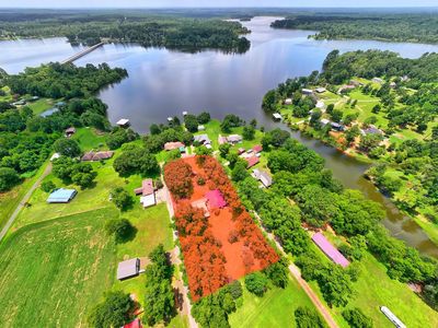 731 Pecan Estates Loop
