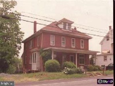 322 E Baumstown Rd