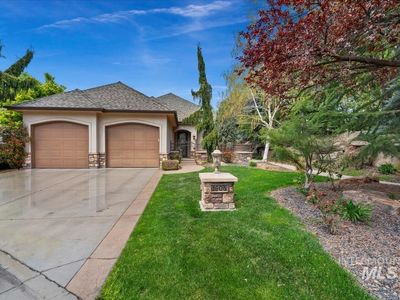 1605 S Stream Pointe Ln