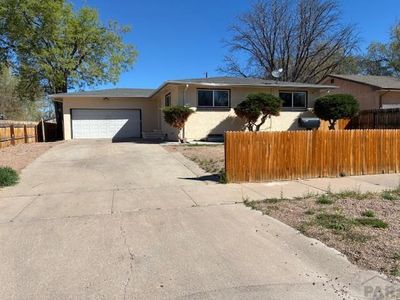 1109 W Mesa Ave