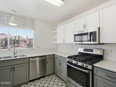 9907 N Woodstone Trl