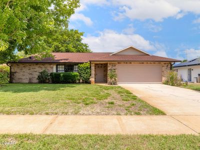 4576 Phipps Dr
