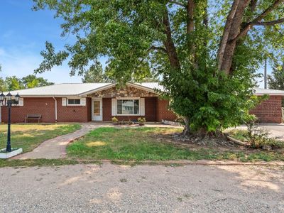 335 Mountain View Dr