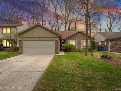 27586 David Givens St