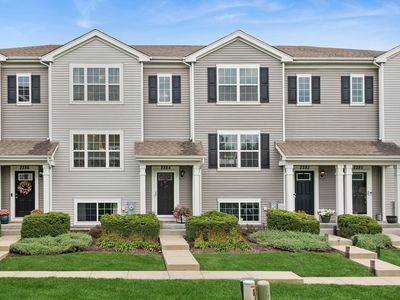 2284 Aurora Dr