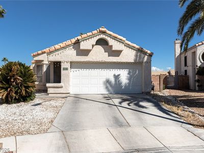 836 Carnival Ave