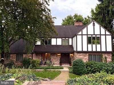 9 Knollwood Dr