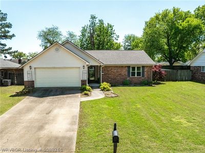 9016 Skypark Dr
