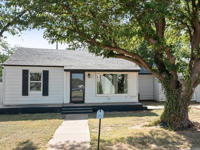 107 Stadium Dr