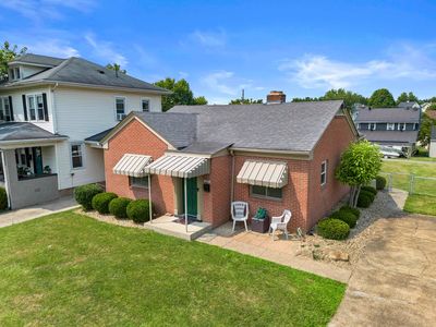 3265 Ridgeway Dr