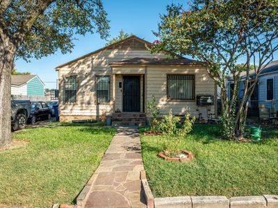 2017 Leacrest Dr