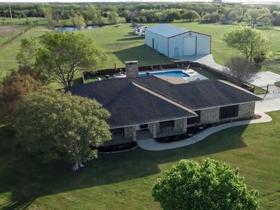 13763 Hollow Creek Dr