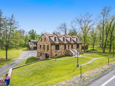 3593 & 3579 Strasburg Rd