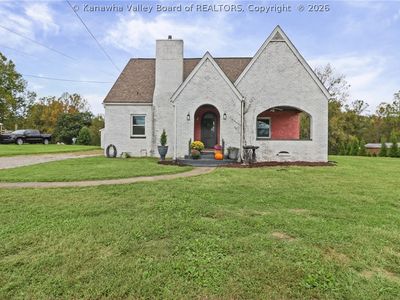 306 Central Dr