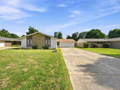 Property at 7908 NW 40th St, Bethany, OK