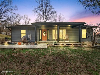 9105 Mitchell Ln