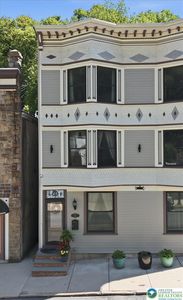 169 W Broadway