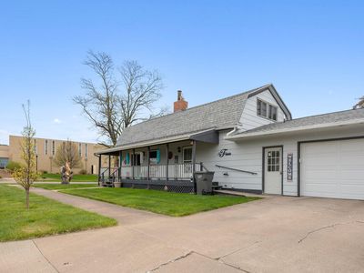 Property at 723 N Grand Ave, Pierre, SD