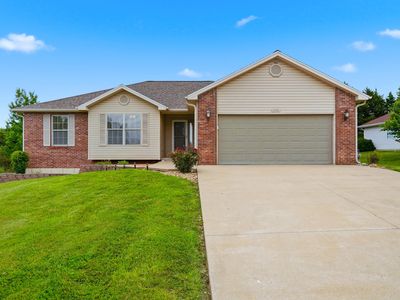 5701 Kelsey Dr