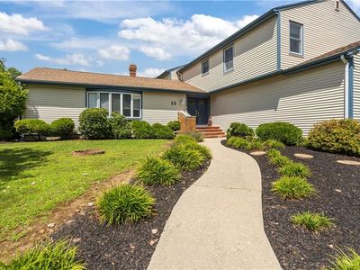 50 Countryside Dr